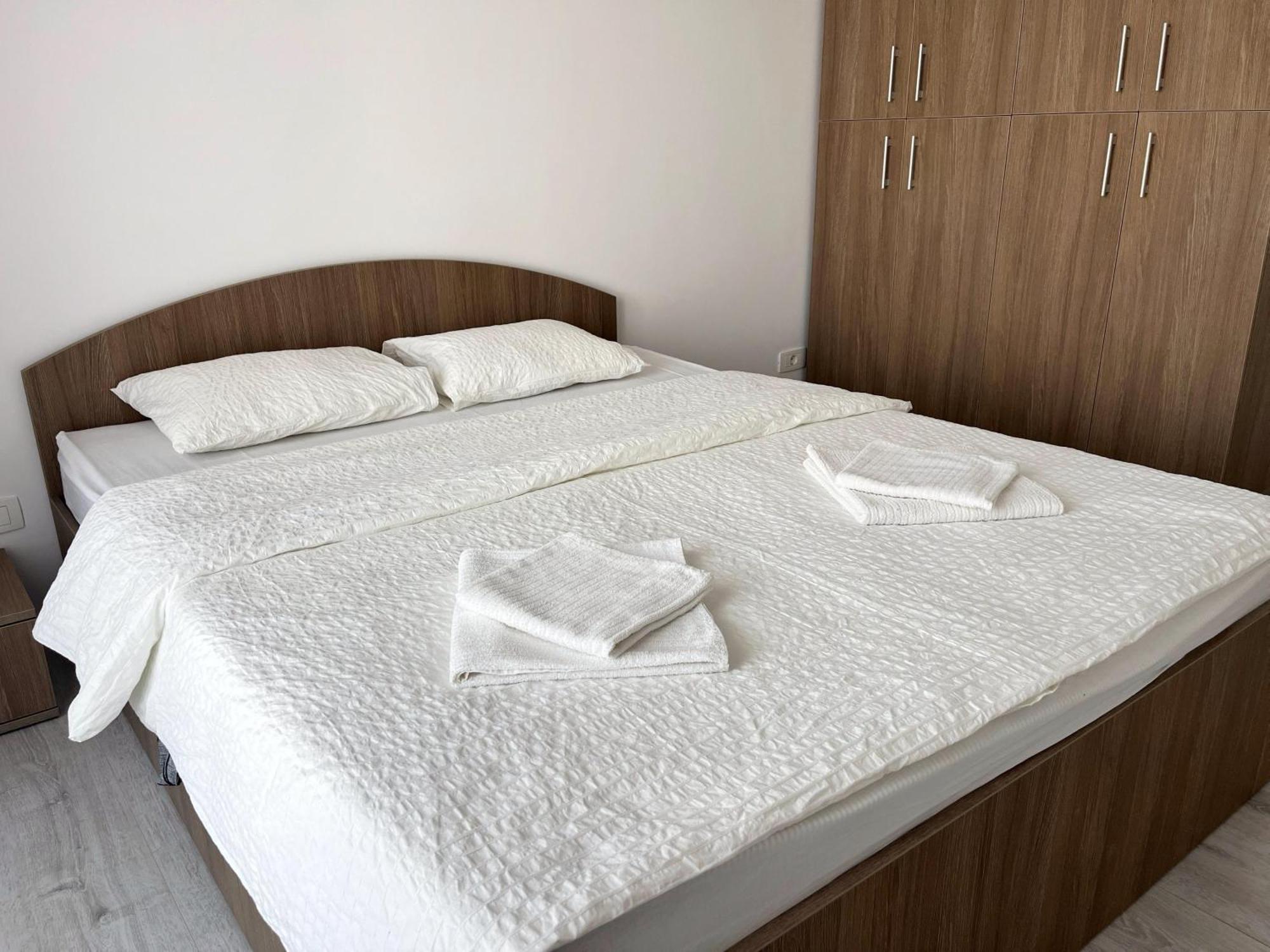 Neo Sase - Un Dormitor - Campeador Residence Timisoara Ngoại thất bức ảnh